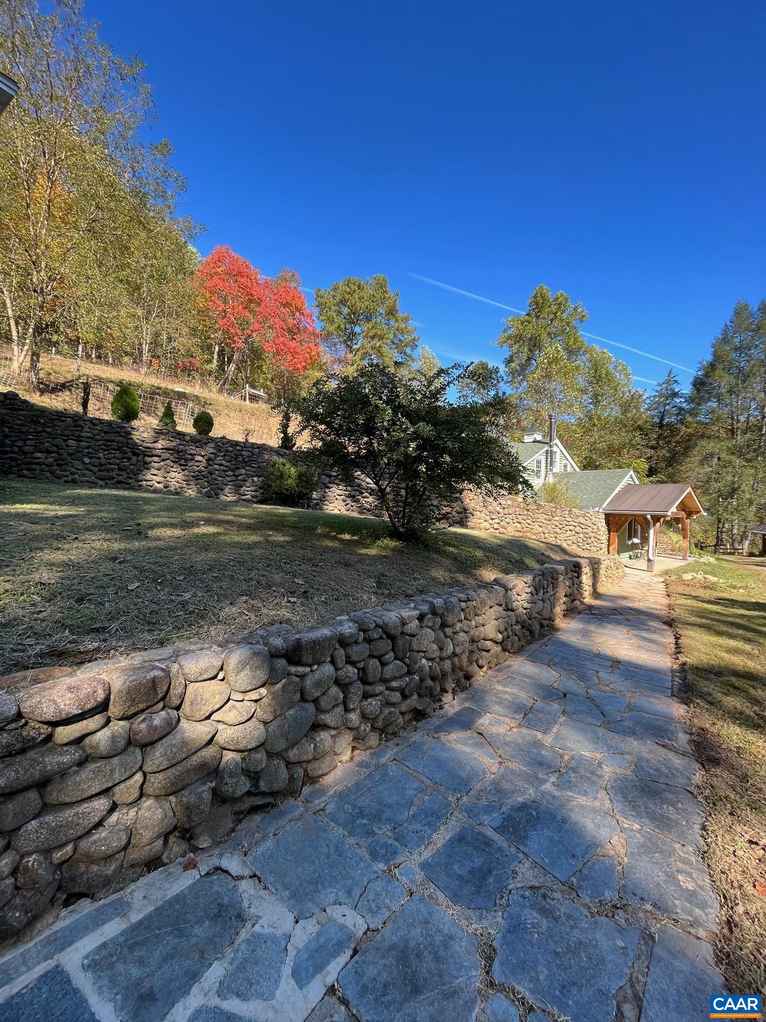 37 Pharsalia Road Roseland, VA 22967 - Photo 40 of 59 a view of a town with mountains in the background