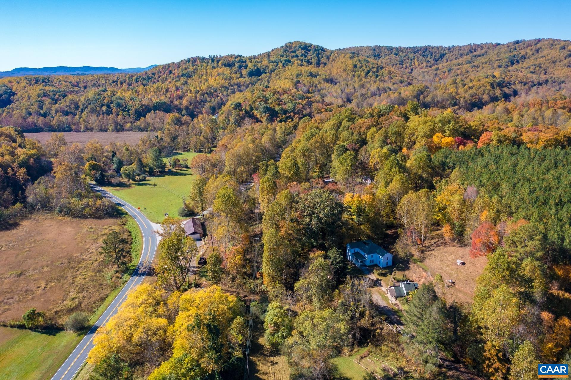 37 Pharsalia Road Roseland, VA 22967 - Photo 44 of 59 a view of a city