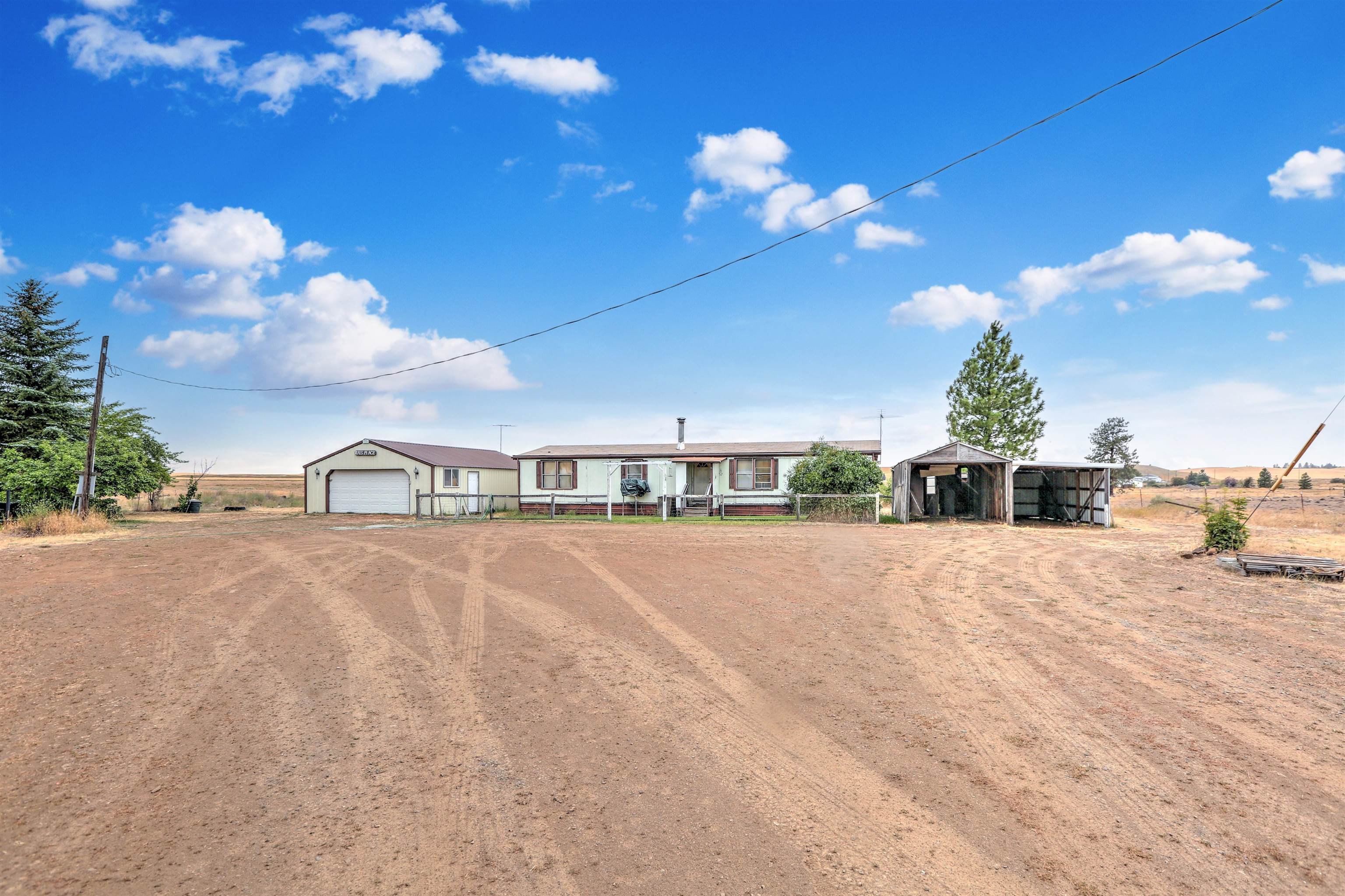 16402 South Carstens Road Edwall, WA 99008 - Photo 2 of 50