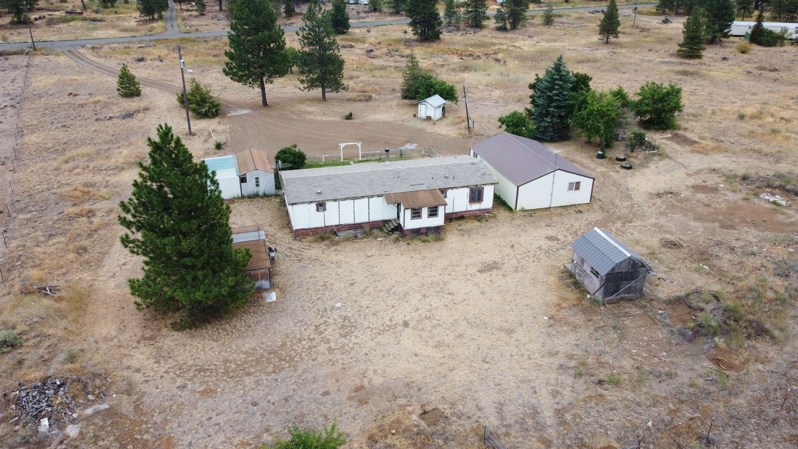 16402 South Carstens Road Edwall, WA 99008 - Photo 33 of 50