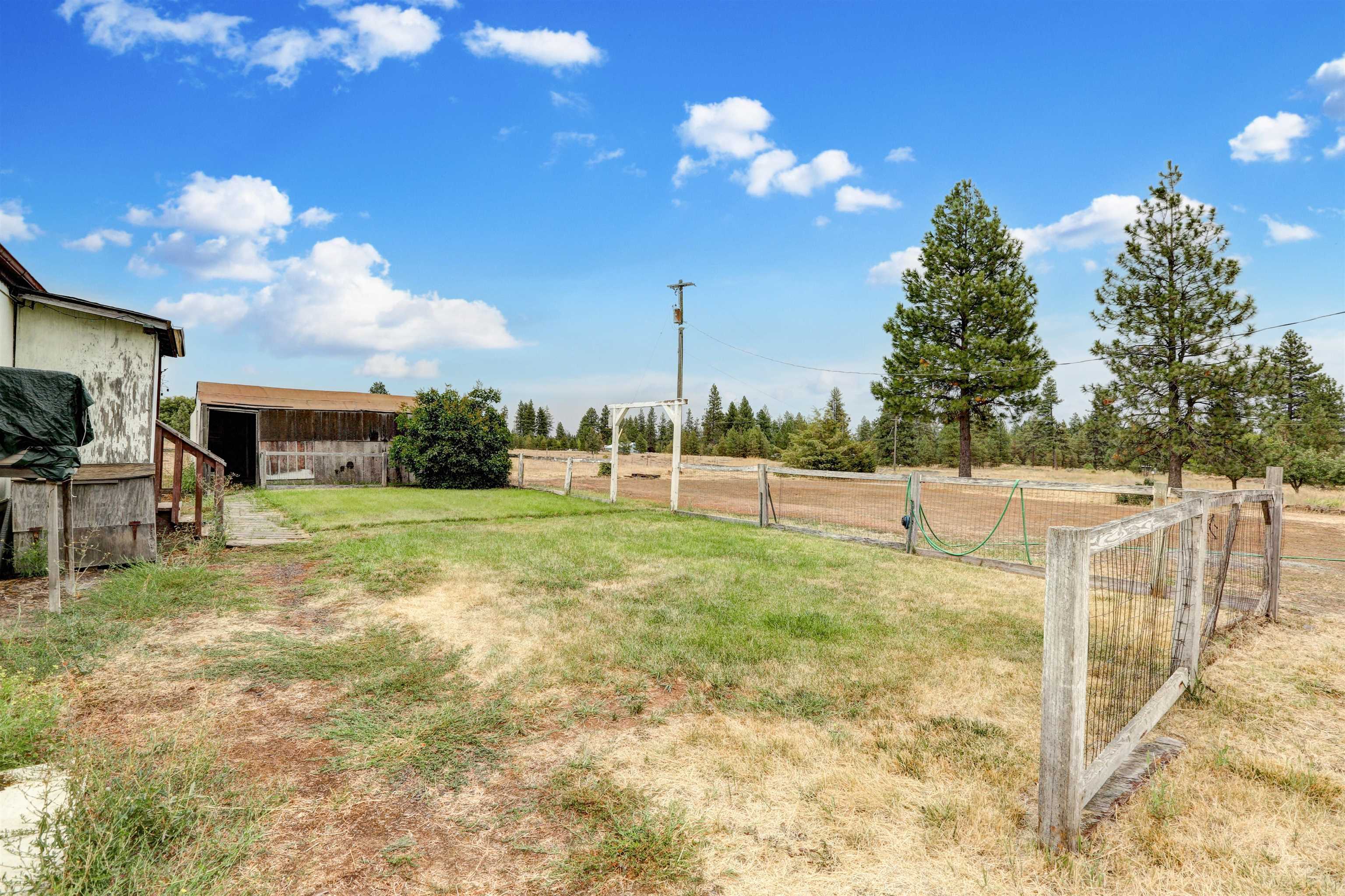 16402 South Carstens Road Edwall, WA 99008 - Photo 40 of 50