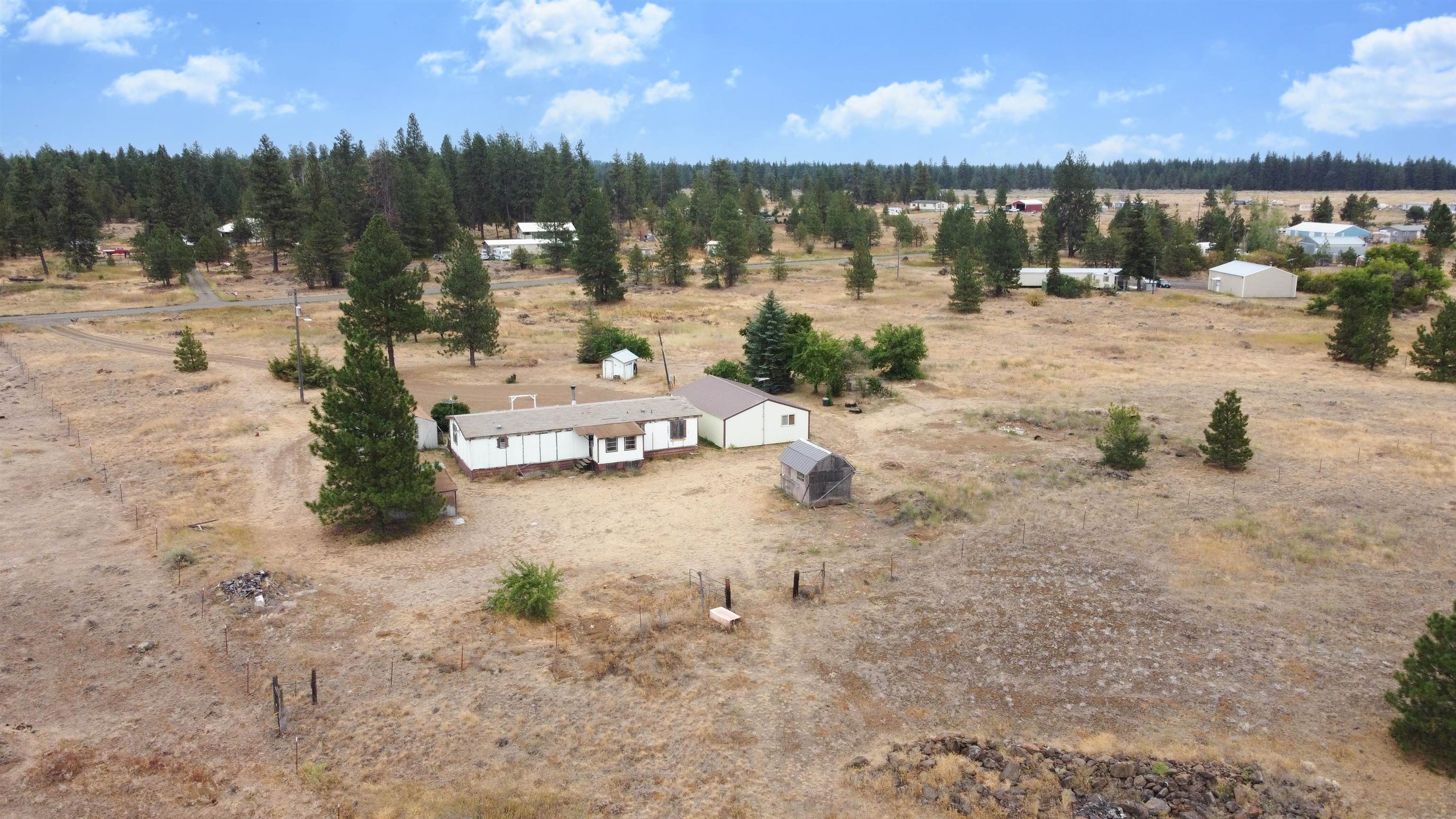 16402 South Carstens Road Edwall, WA 99008 - Photo 4 of 50
