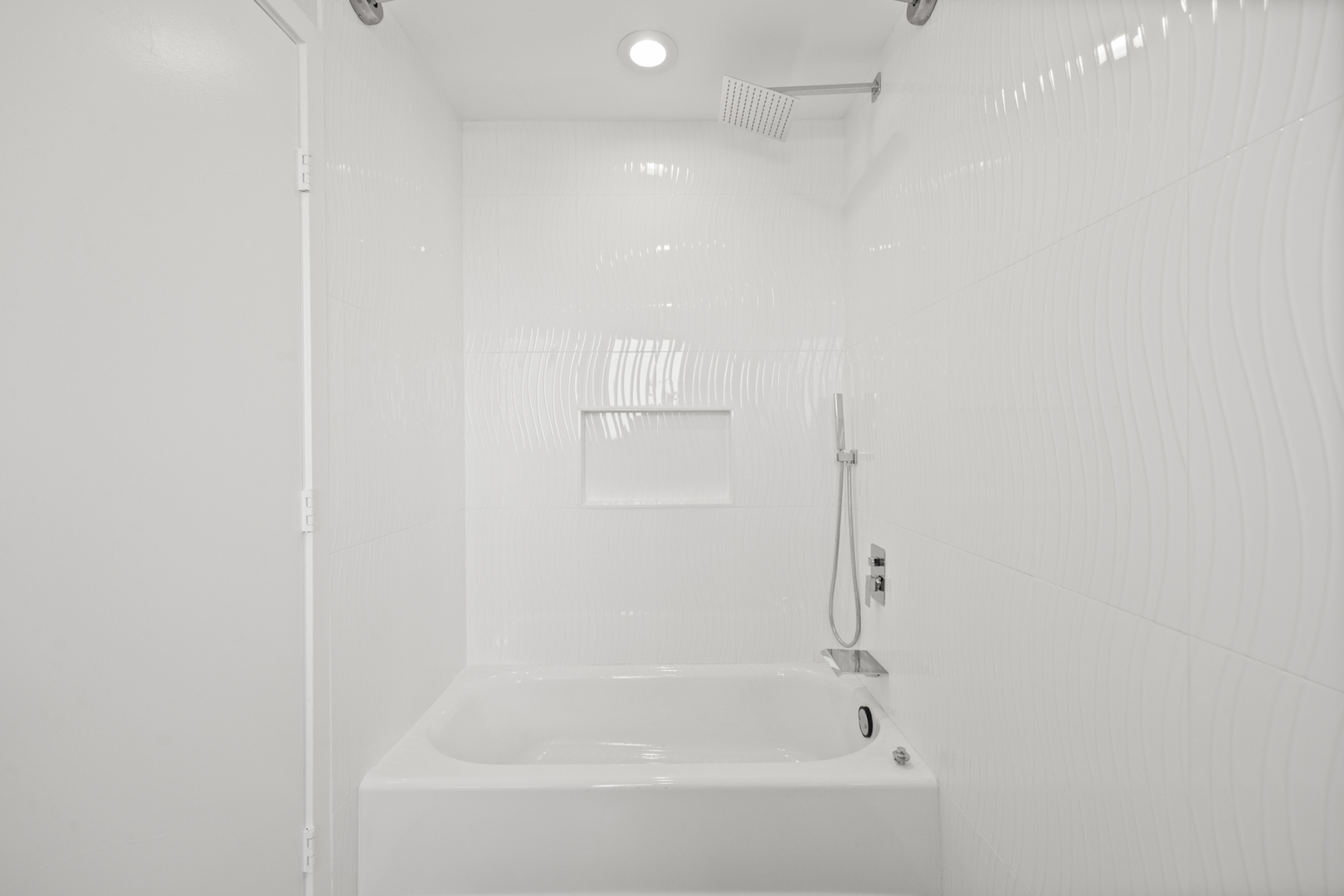 222 South Racine Avenue, Unit 403 Chicago, IL 60607 - Photo 24 of 25 Gallery Image 24