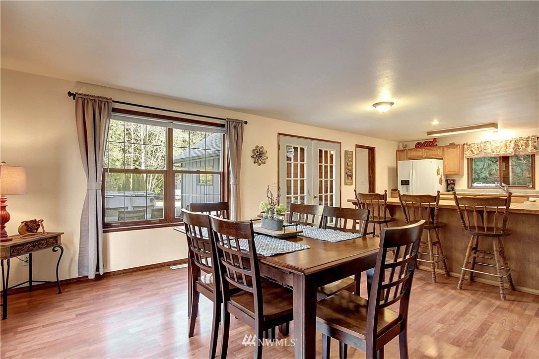 21036 Lake 16 Road Mount Vernon, WA 98274 - Photo 11 of 23 Gallery Image 11