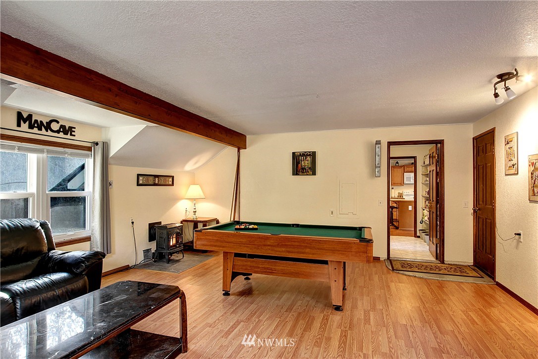 21036 Lake 16 Road Mount Vernon, WA 98274 - Photo 13 of 23 Gallery Image 13