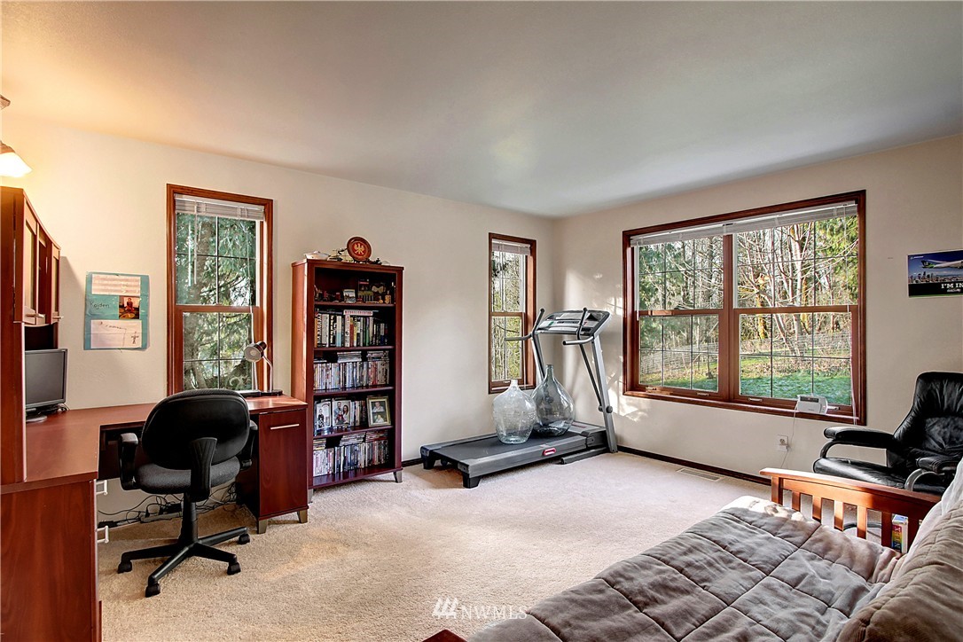 21036 Lake 16 Road Mount Vernon, WA 98274 - Photo 14 of 23 Gallery Image 14