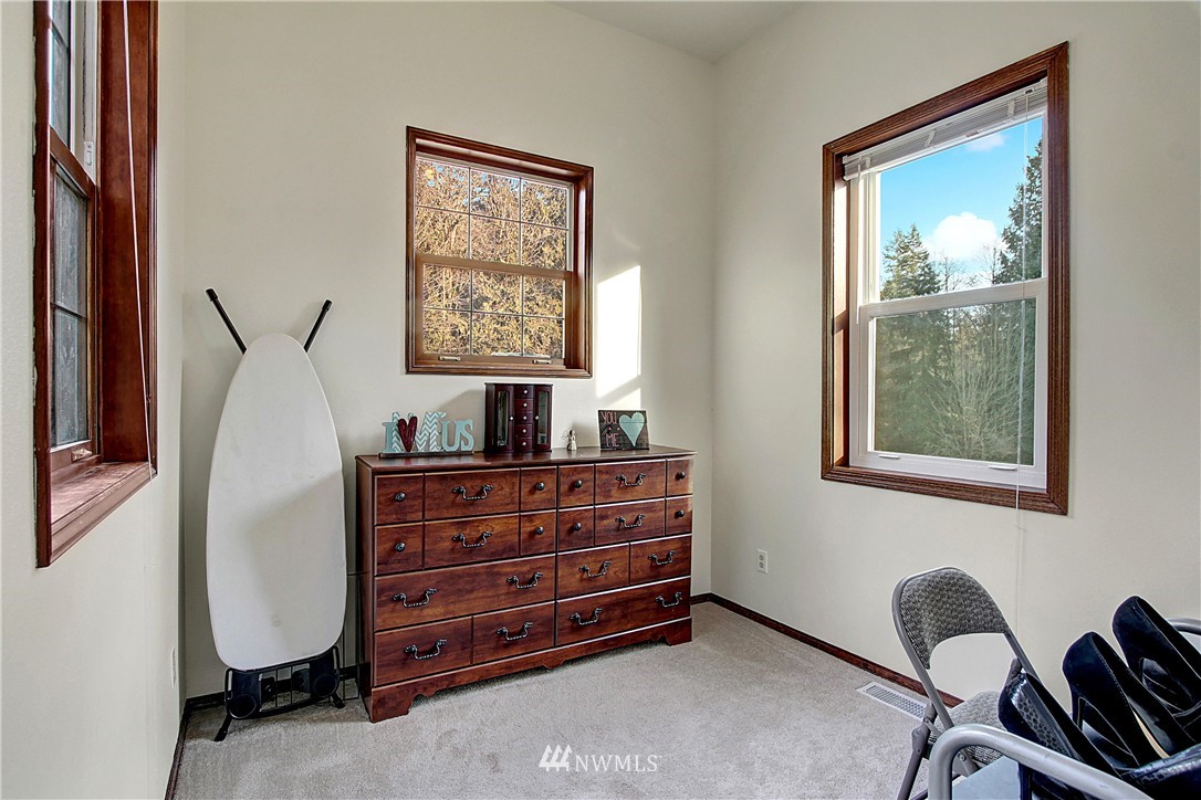 21036 Lake 16 Road Mount Vernon, WA 98274 - Photo 17 of 23 Gallery Image 17
