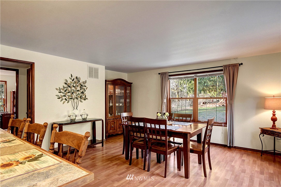 21036 Lake 16 Road Mount Vernon, WA 98274 - Photo 10 of 23 Gallery Image 10