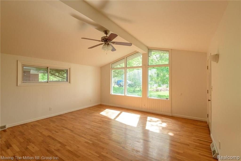 8431 Belleville Road Belleville, MI 48111 - Photo 2 of 42