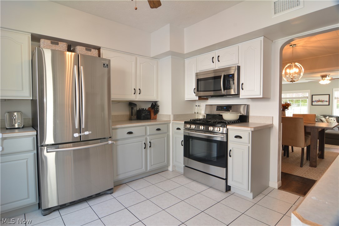 236 Sunset Road Avon Lake, OH 44012 - Photo 10 of 27 Gallery Image 10
