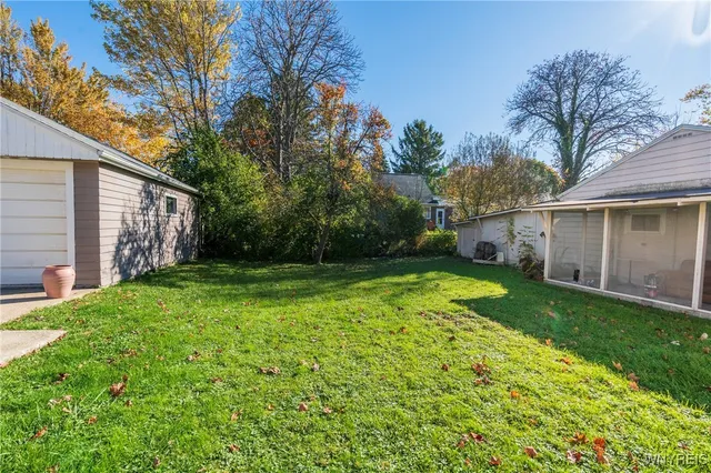 $219,000 | 5645 West Lane, Hamburg, NY 14085