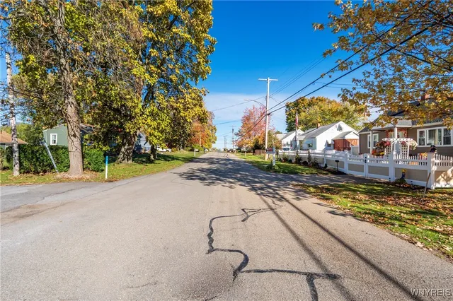 $219,000 | 5645 West Lane, Hamburg, NY 14085