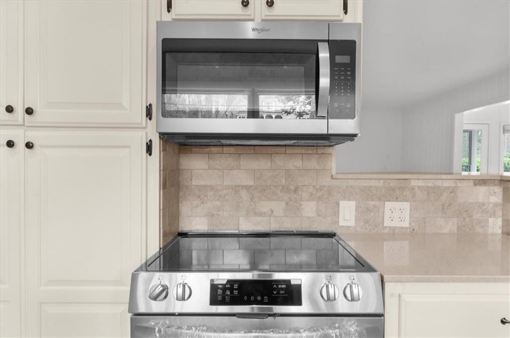 4890 High Point Road Northeast Sandy Springs, GA 30342 - Photo 10 of 35 a close view of fireplace