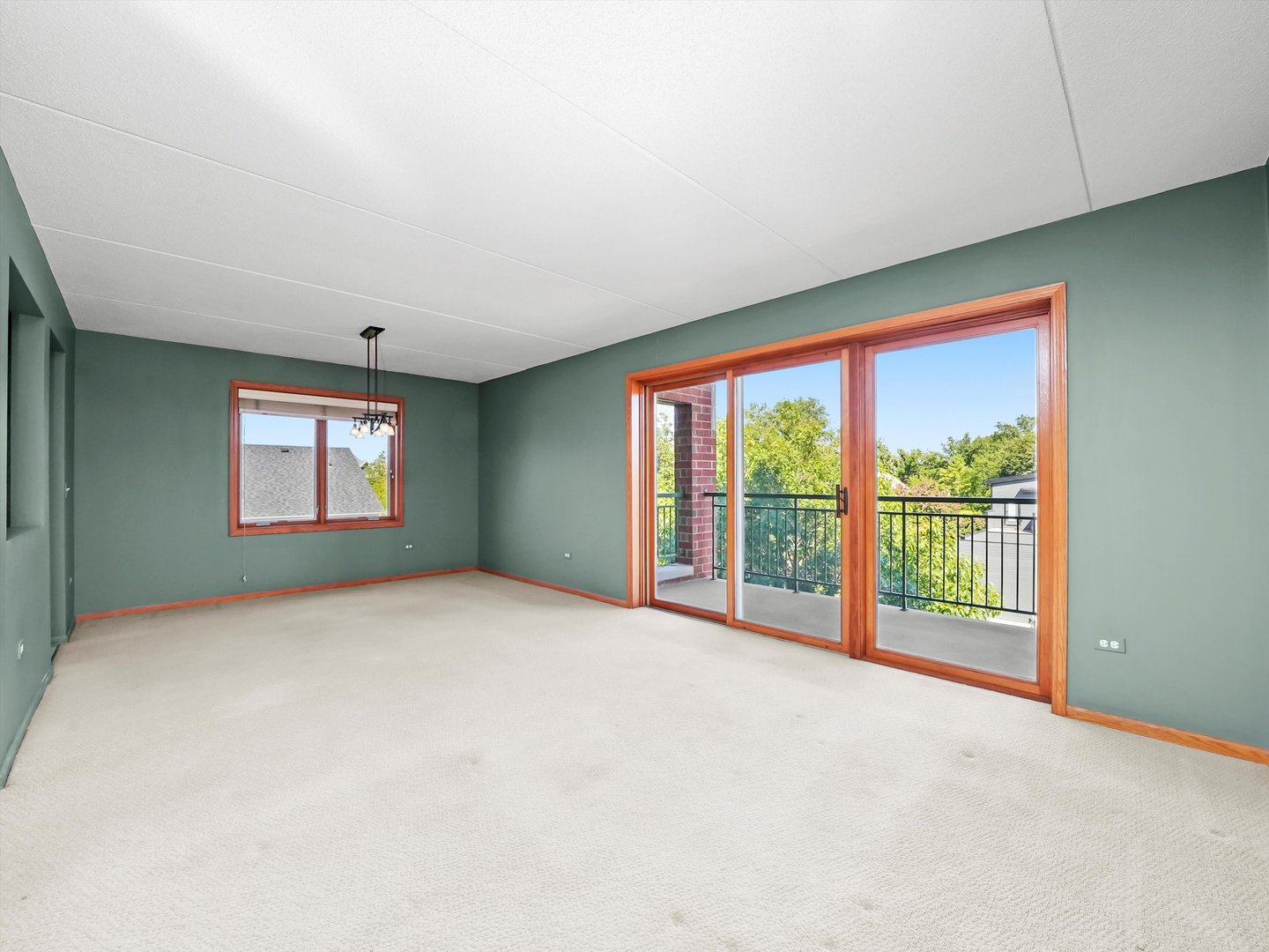 5360 North Lowell Avenue, Unit 404 Chicago, IL 60630 - Photo 4 of 18