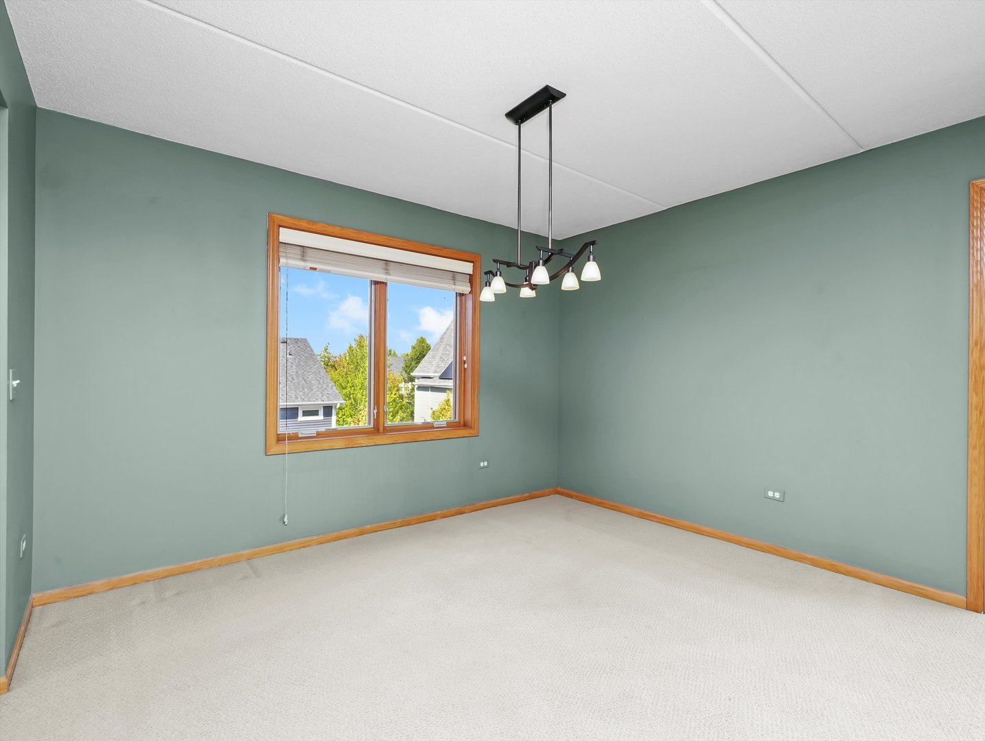 5360 North Lowell Avenue, Unit 404 Chicago, IL 60630 - Photo 5 of 18