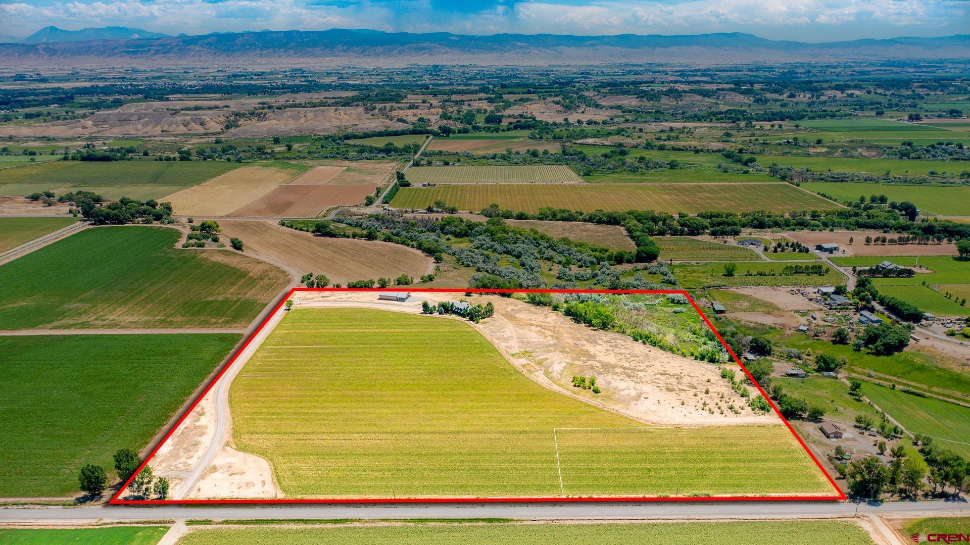 7276 5550th Road Olathe, CO 81425 - Photo 39 of 45 an aerial view of a football ground