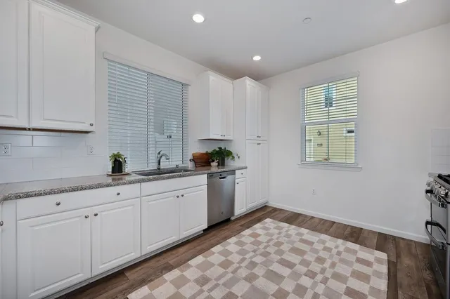 $525,000 | 1588 Parkside Way, Roseville, CA 95747