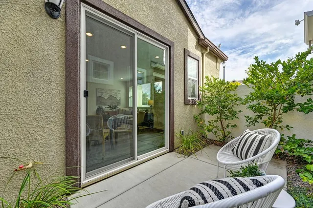 $525,000 | 1588 Parkside Way, Roseville, CA 95747