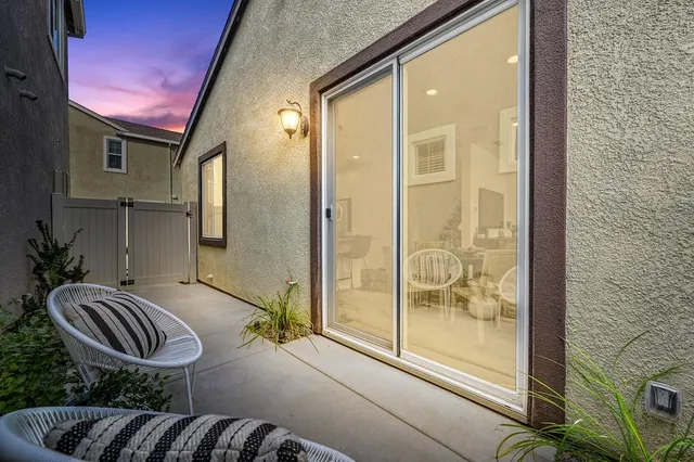 $525,000 | 1588 Parkside Way, Roseville, CA 95747