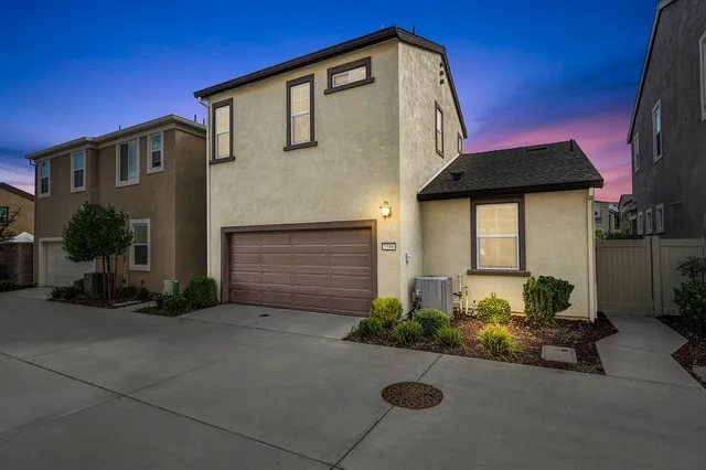 $525,000 | 1588 Parkside Way, Roseville, CA 95747