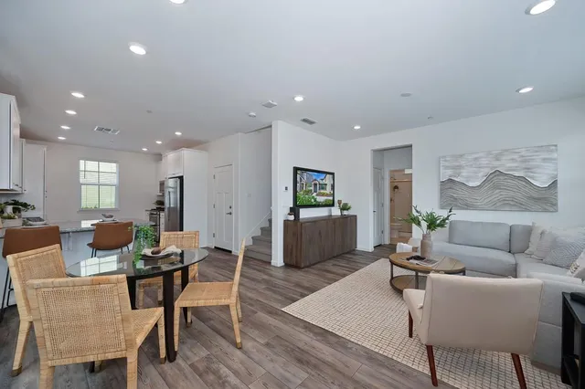 $525,000 | 1588 Parkside Way, Roseville, CA 95747