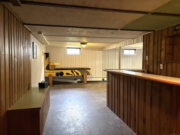 $2,600 | 21 David Street, Enfield, CT 06082