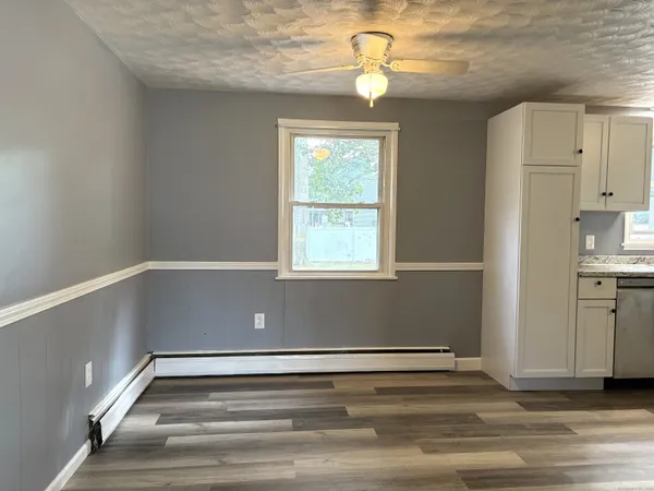 $2,600 | 21 David Street, Enfield, CT 06082