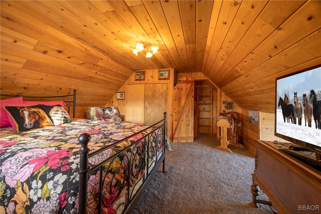 39388 Lodge Road Fawnskin, CA 92333 - Photo 44 of 45 a utility room with multiple dryer and washer