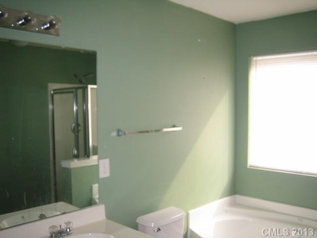 13747 Rutherglen Court Charlotte, NC 28213 - Photo 6 of 6