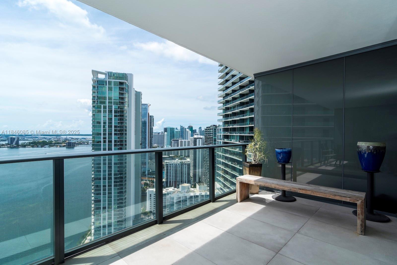 650 Northeast 32nd Street, Unit 4206 Miami, FL 33137 - Photo 3 of 37