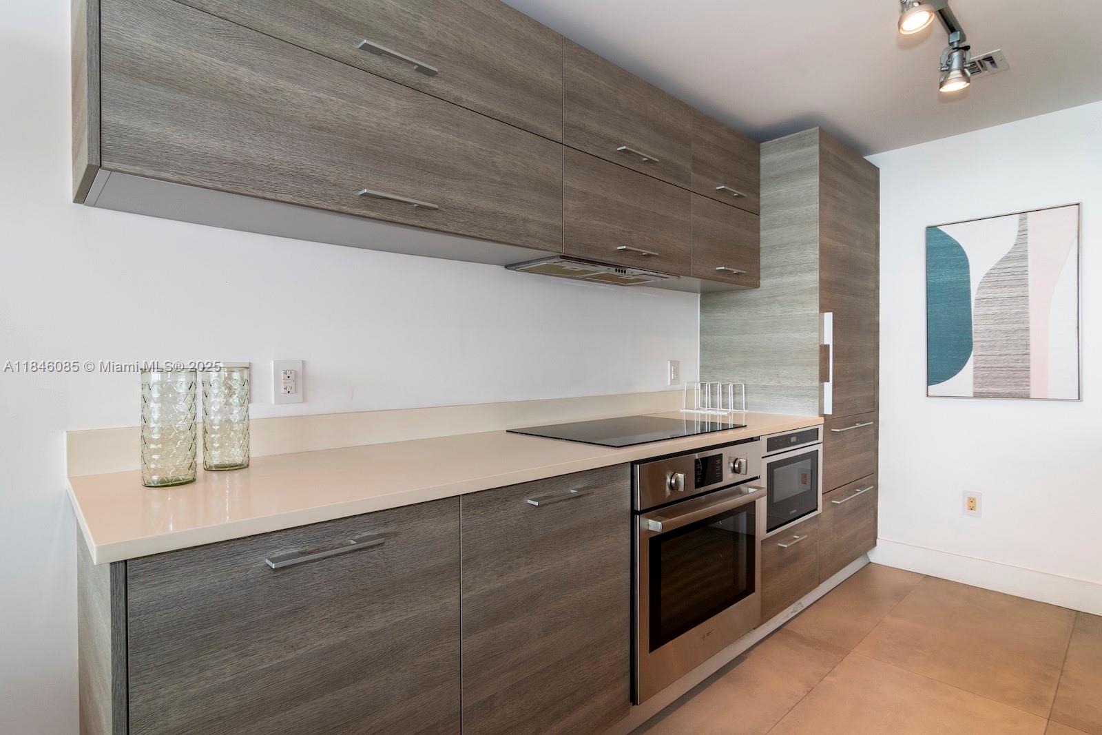 650 Northeast 32nd Street, Unit 4206 Miami, FL 33137 - Photo 10 of 37