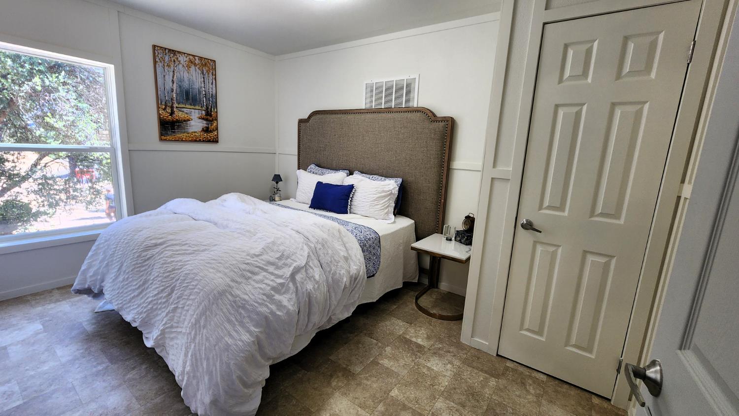 55062 Oak Crest Court Wishon, CA 93669 - Photo 50 of 57 a bedroom with a bed and a window