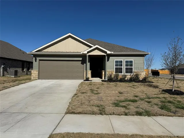 $2,499 | 1001 Verde Crk Court, Crowley, TX 76036
