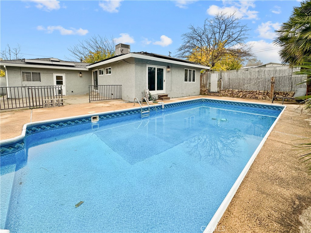 15 Regent Loop Oroville, CA 95966 - Photo 20 of 22 a view of a house with a swimming pool