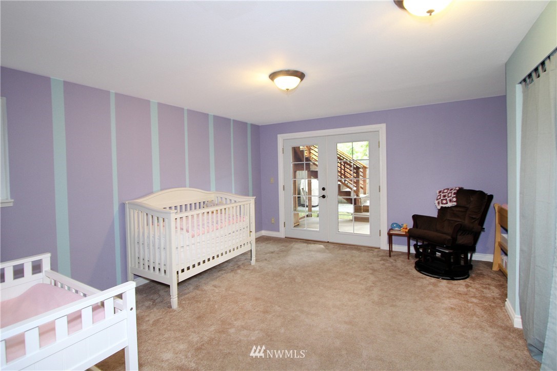 2317 North 56th Street Seattle, WA 98103 - Photo 14 of 21