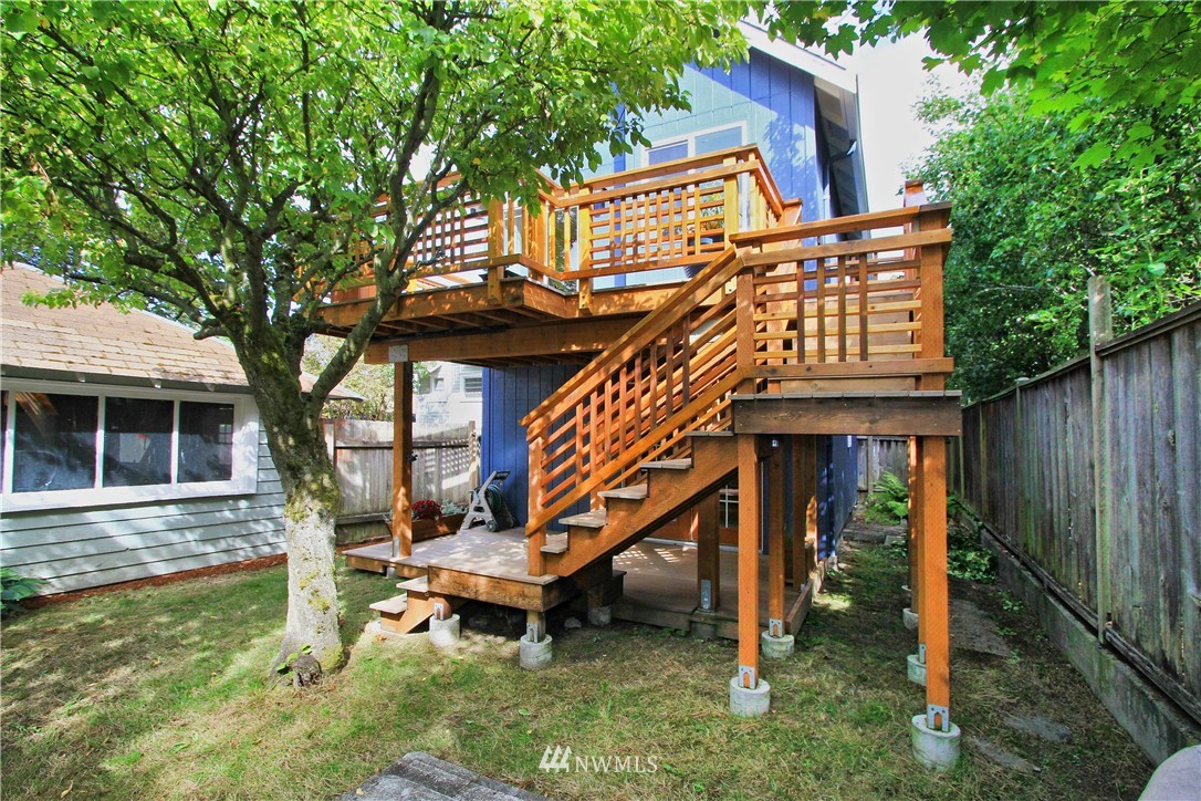 2317 North 56th Street Seattle, WA 98103 - Photo 19 of 21