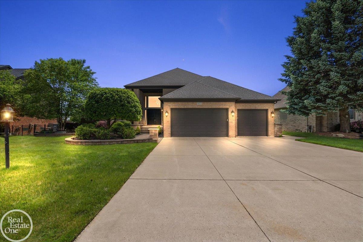 49572 Compass Point Drive New Baltimore, MI 48047 - Photo 2 of 76