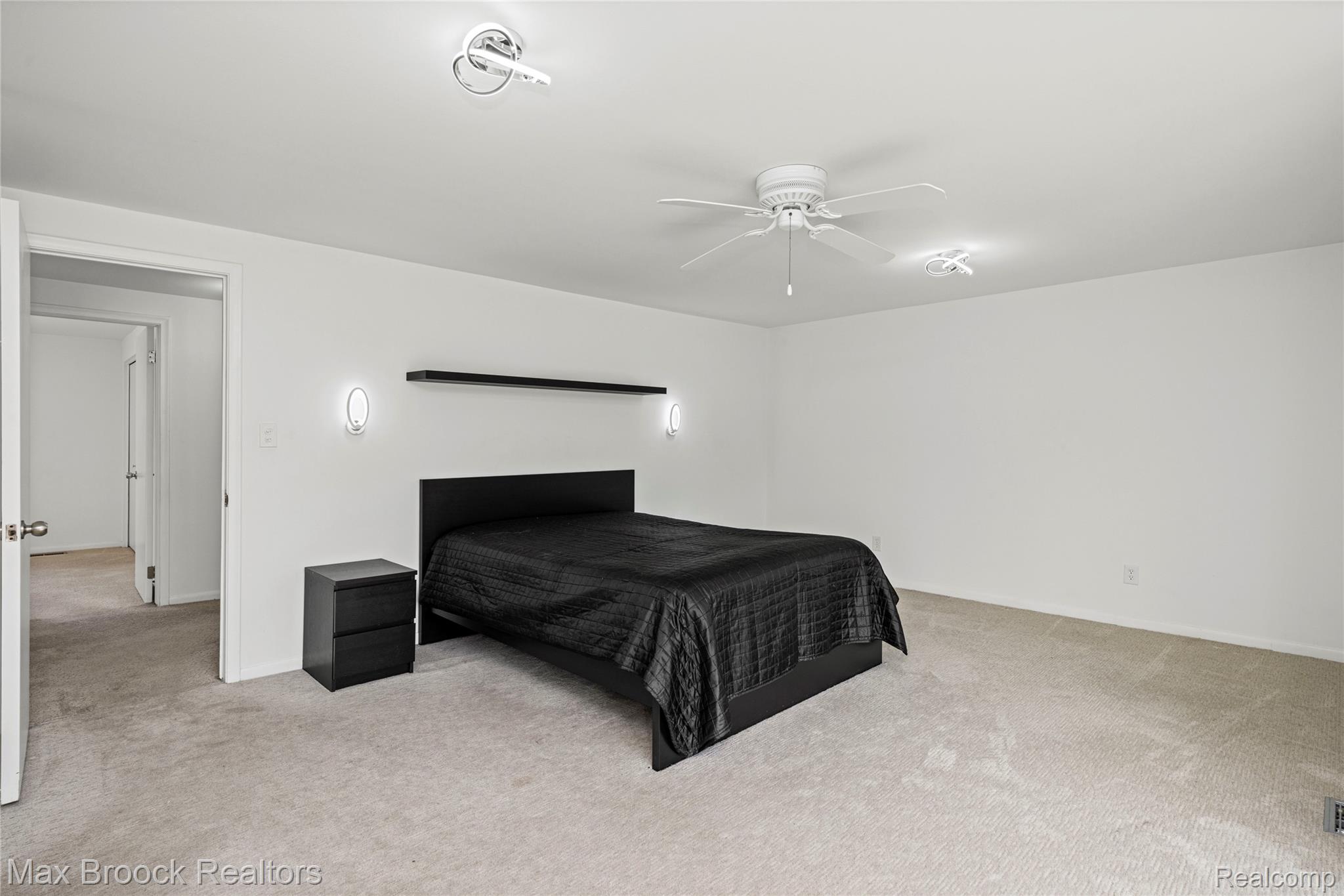 7451 Pebble Point West Bloomfield, MI 48322 - Photo 28 of 50