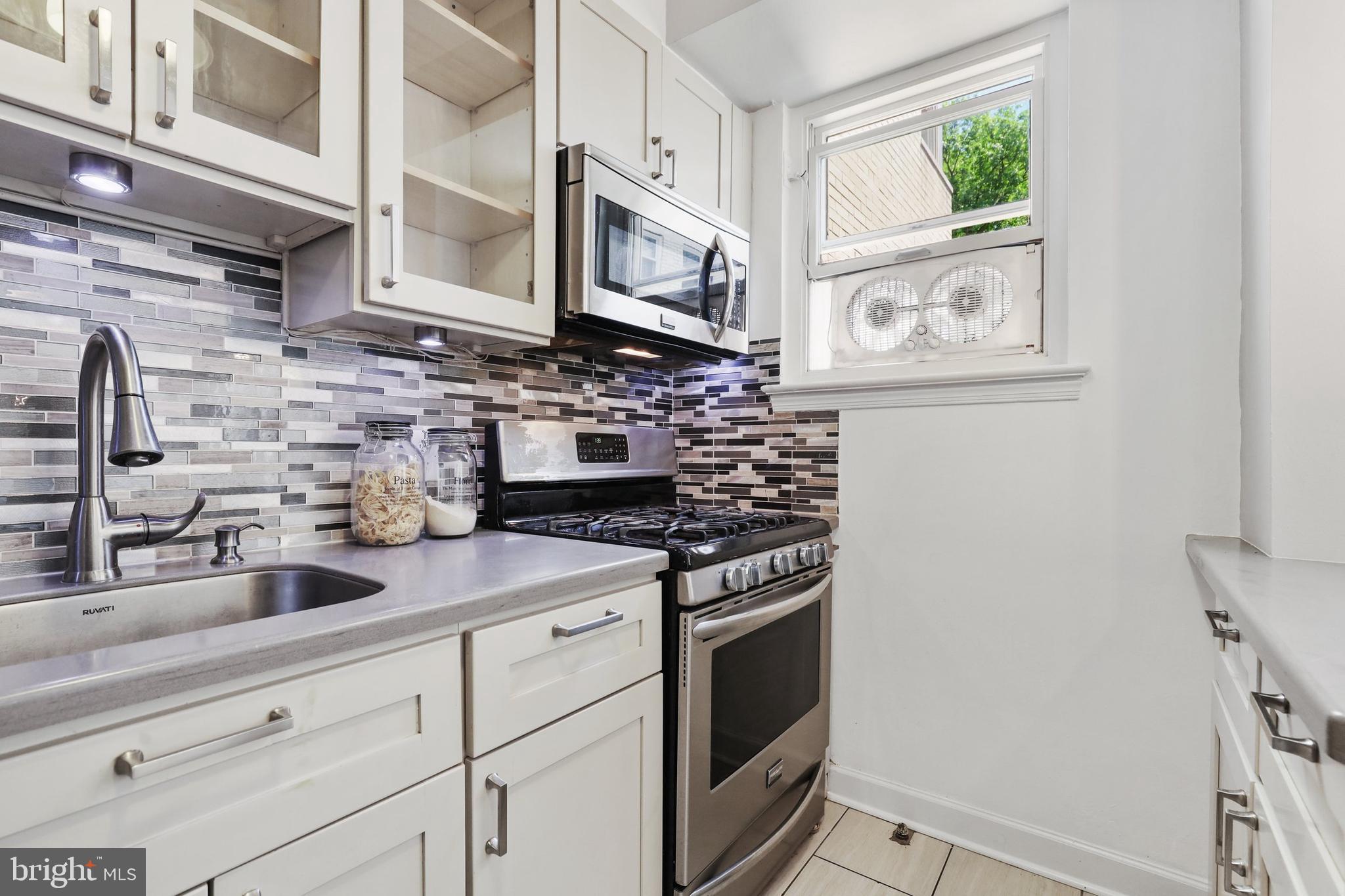 3025 Ontario Road Northwest, Unit 405 Washington, DC 20009 - Photo 12 of 28 Gallery Image 12