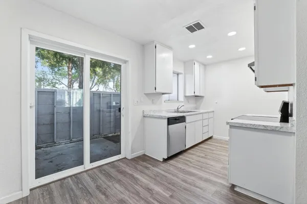 $176,999 | 8264 Center Parkway, Unit 104, Sacramento, CA 95823