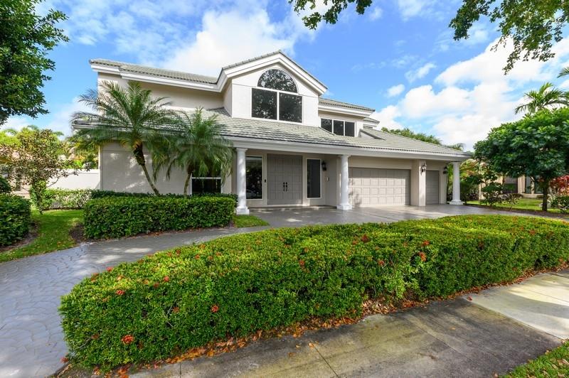 4622 Northwest 26th Way Boca Raton, FL 33434 - Photo 35 of 35 Exterior Front Circle Drive