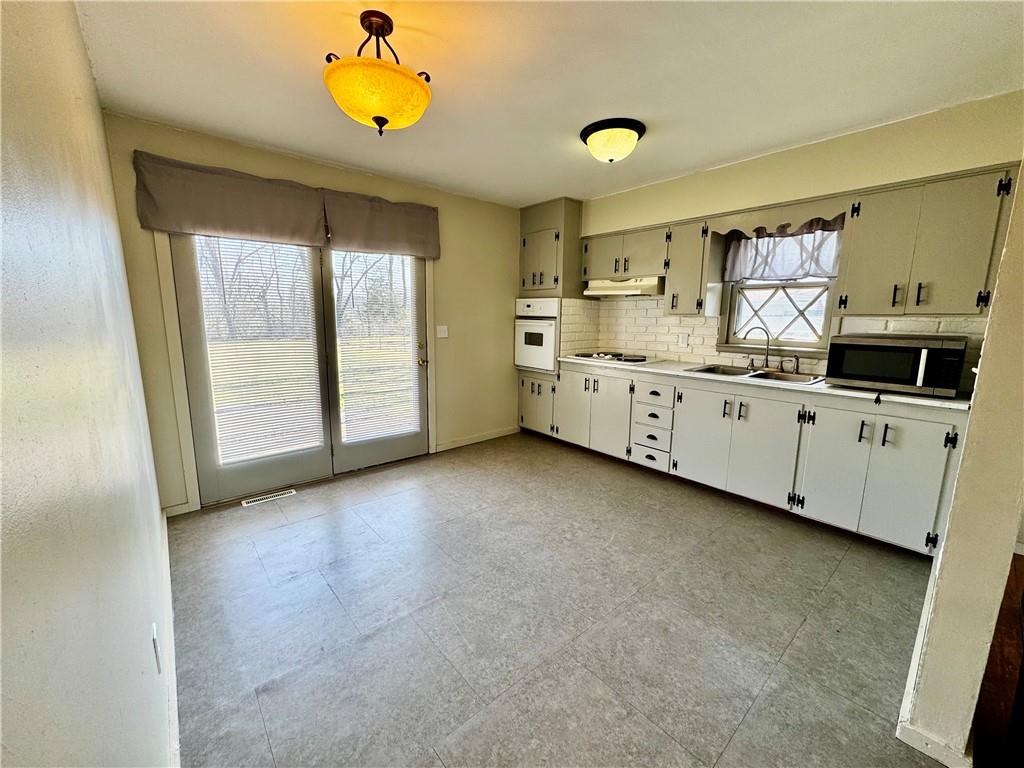 101 Collette Street Excelsior Springs, MO 64024 - Photo 5 of 18