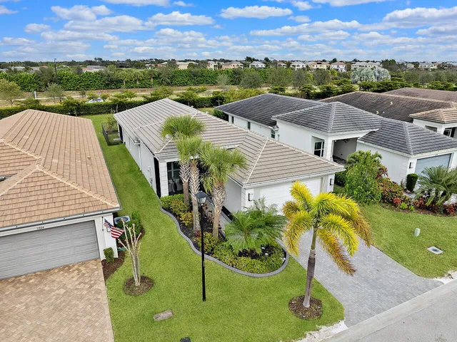 $625,000 | 11798 Southwest Waterford Isle Way, Port St. Lucie, FL 34987
