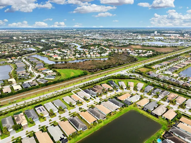 $625,000 | 11798 Southwest Waterford Isle Way, Port St. Lucie, FL 34987