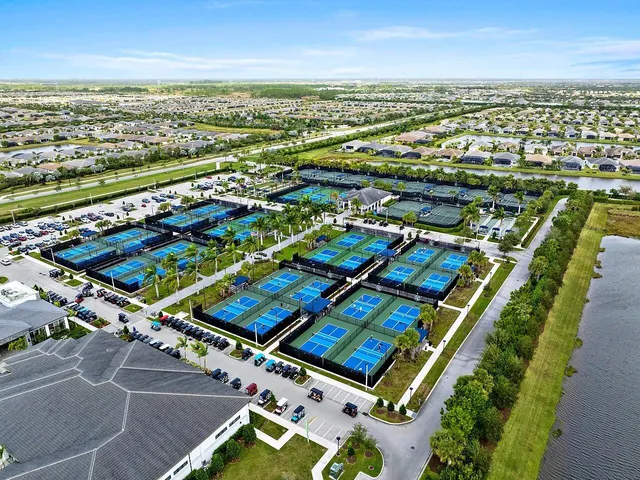 $625,000 | 11798 Southwest Waterford Isle Way, Port St. Lucie, FL 34987