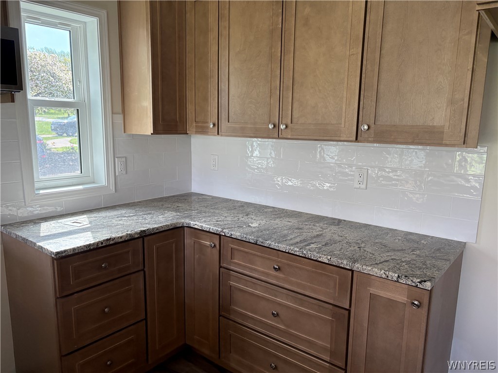 5200 Berg Road West Seneca, NY 14218 - Photo 11 of 43