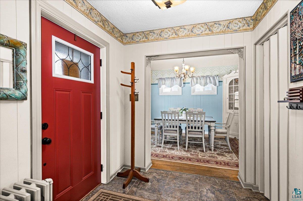 4010 Robinson Street Duluth, MN 55804 - Photo 8 of 35