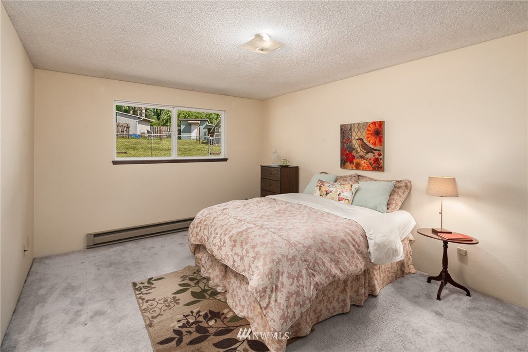 17806 Southeast 146th Street Renton, WA 98059 - Photo 15 of 21