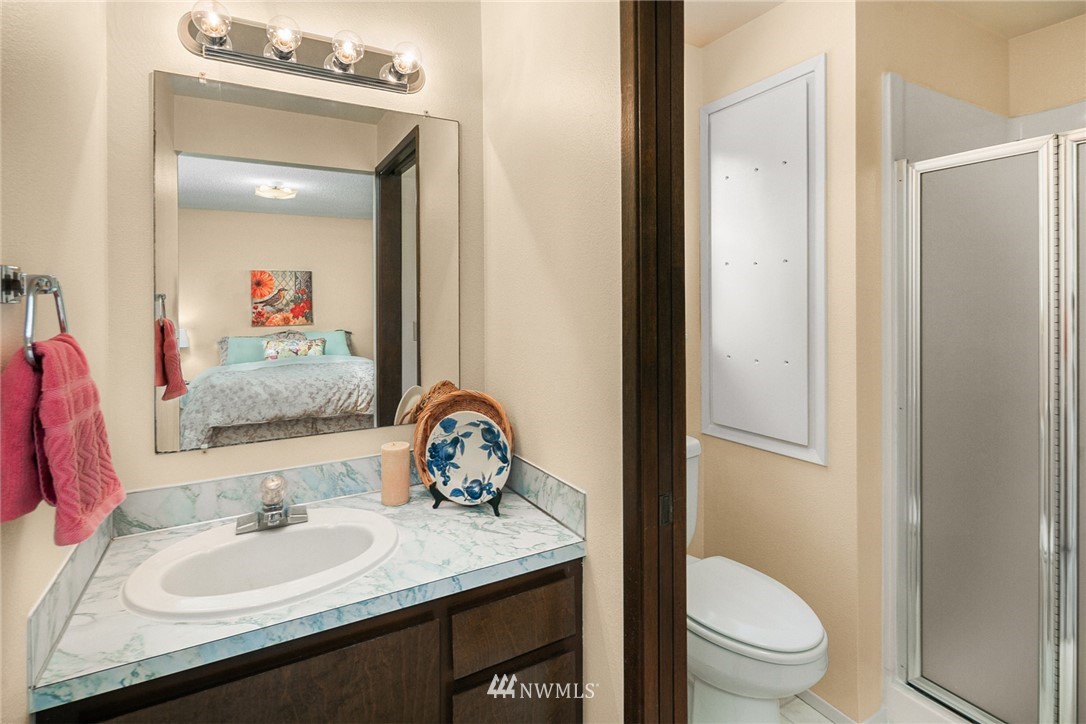 17806 Southeast 146th Street Renton, WA 98059 - Photo 16 of 21