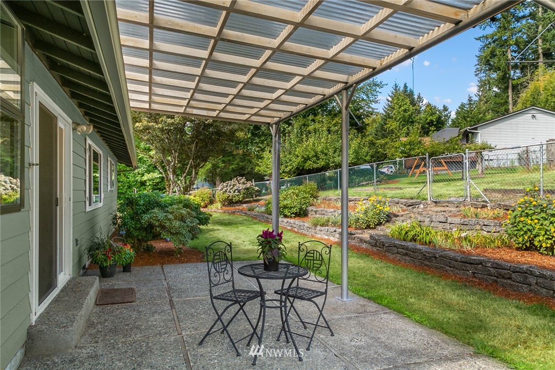 17806 Southeast 146th Street Renton, WA 98059 - Photo 6 of 21